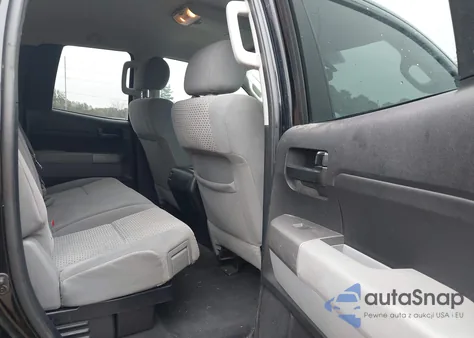 2013 Toyota Tundra Grade 5.7L V8 z USA, uszkodzony, nr VIN 5TFUW5F11DX271319